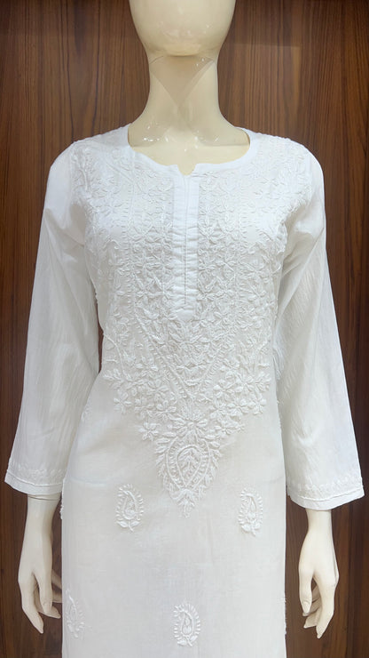 Elegant White Chikankari Kurta