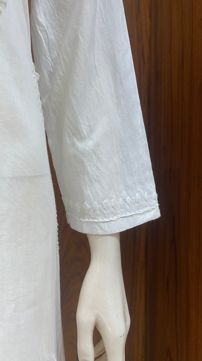 Elegant White Chikankari Kurta