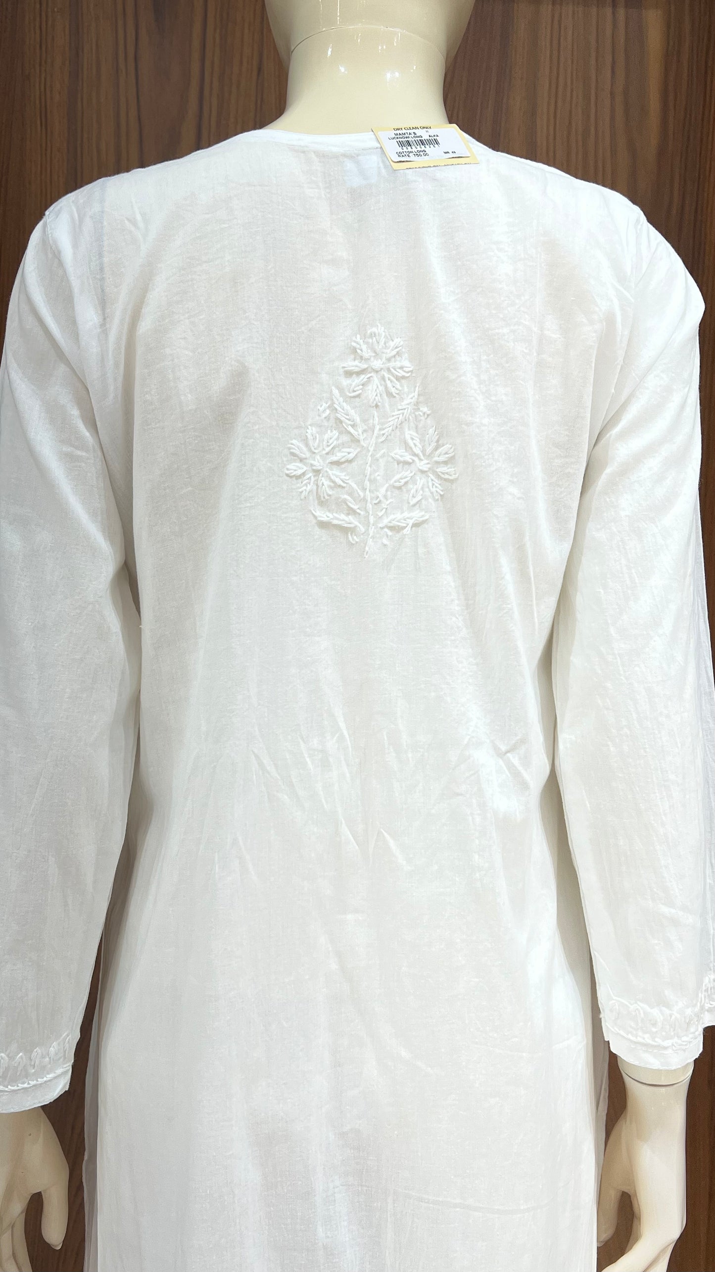 Elegant White Chikankari Kurta