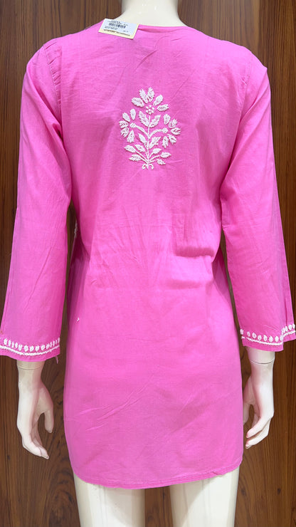 Light Pink Floral Embroidered Kurti with V-Slit Neck and 3/4th Sleeves