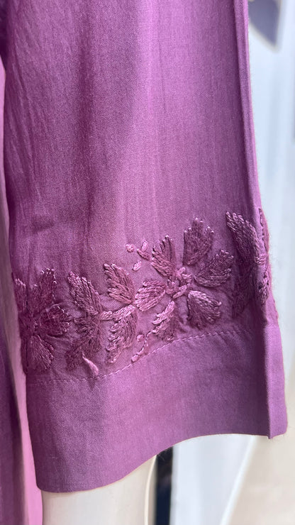 Mauve Self-Embroidered Kurta Set with Floral Detailing