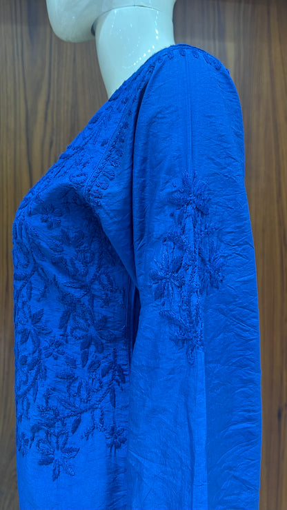 Royal Blue Self-Embroidered Kurta Set with Floral Detailing