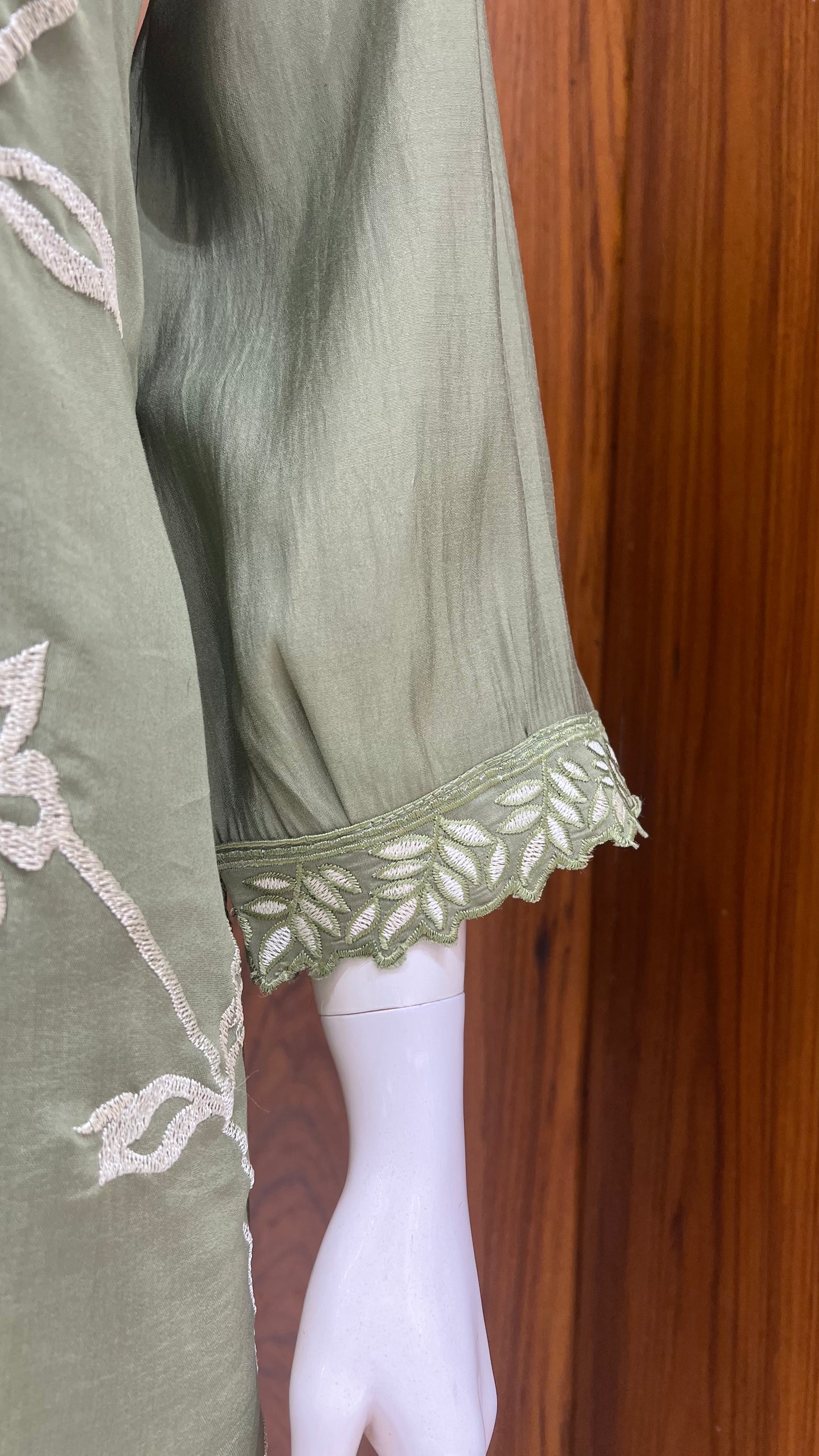"Olive Grove" - Floral Vine Embroidered Kurta Set